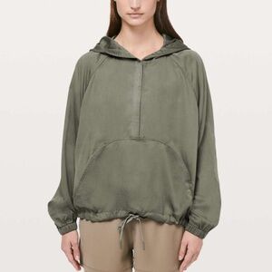 Lululemon City Stroll Hoodie in Grey Sage - Size 10